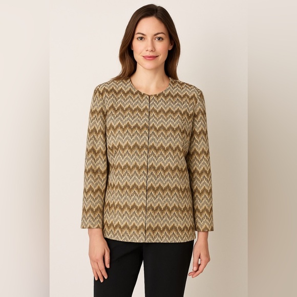 Alfred Dunner Jackets & Blazers - Alfred Dunner Chevron Blazer Jacket Women’s 14 Gold Metallic Accents